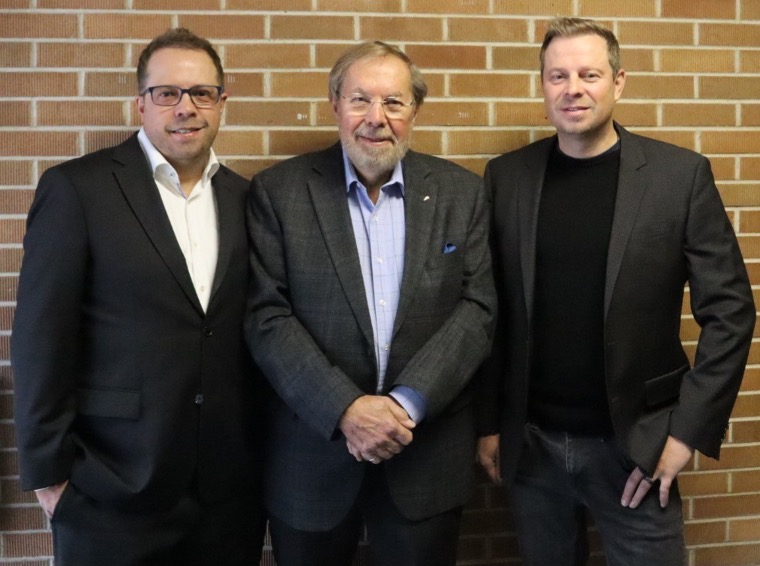 Final Group Shot (1)